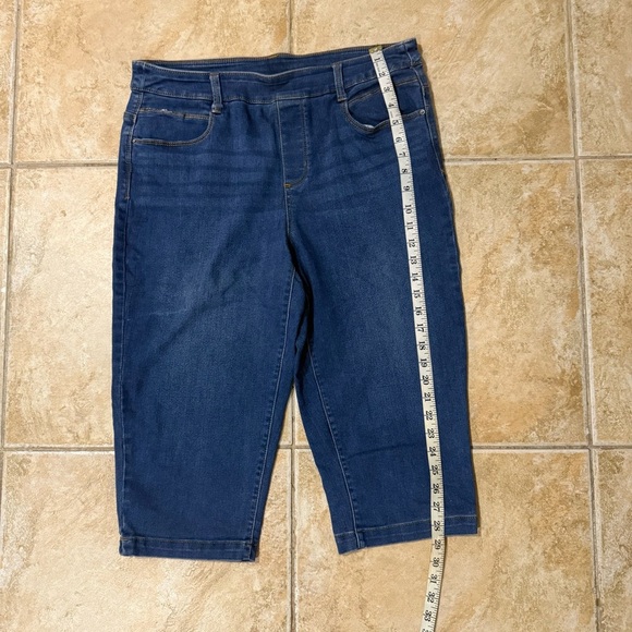 Time and Tru L 12-14 Capri Pants Bundle - Picture 5 of 10